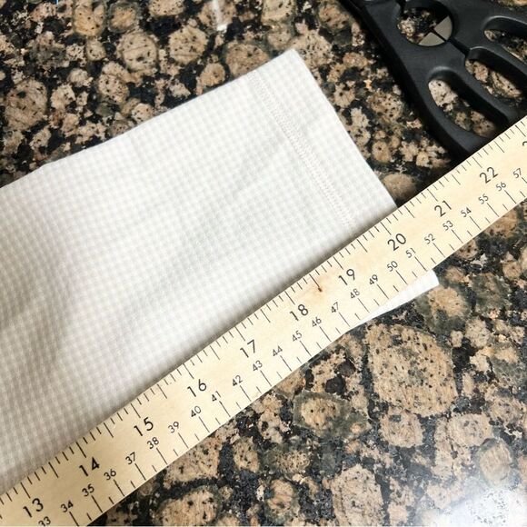 Lululemon Wunder Under Crop Leggings Beige White Size 6 - Picture 6 of 6